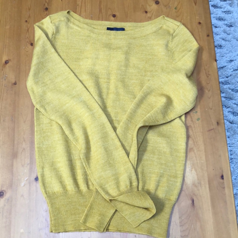 Mustard yellow sweater